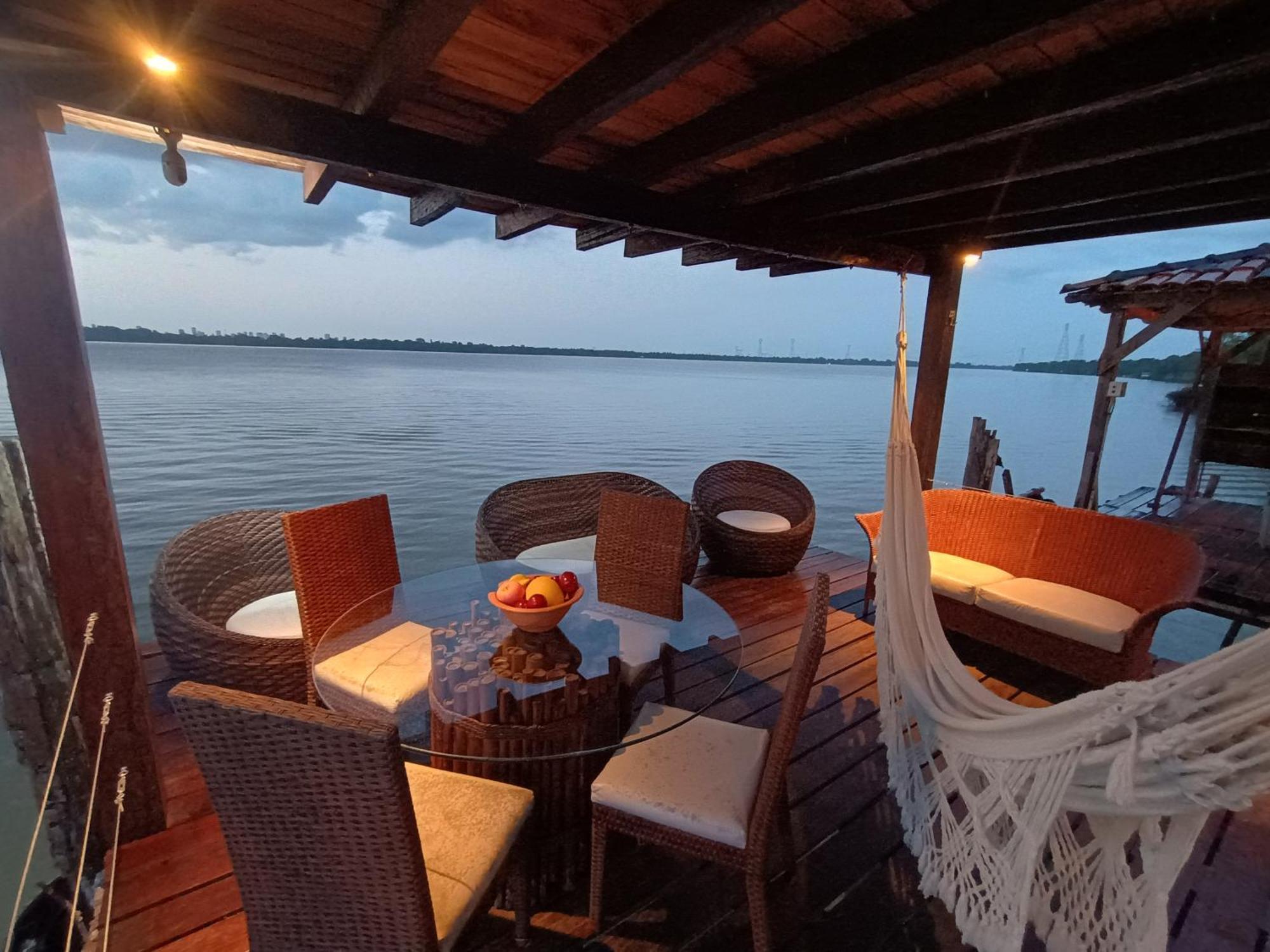 Suite Bangalo Ilha Da Fantasia Belém Exteriör bild